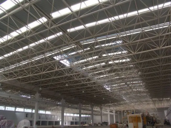 固原网架工程施工中需要注意哪些事项?