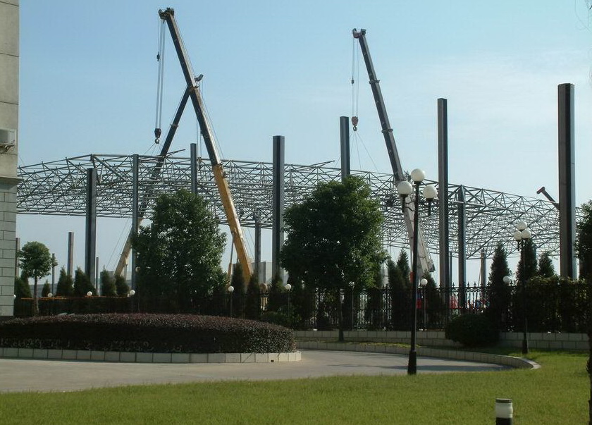 固原加油站罩棚网架